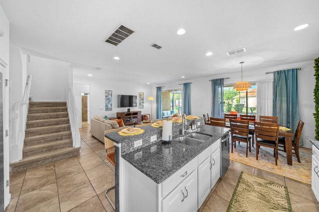 4164 OAKTREE DRIVE, Davenport, FL 33837