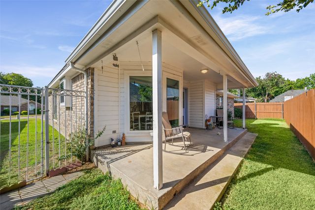 8409 Golf Club Circle, Fort Worth, TX 76179