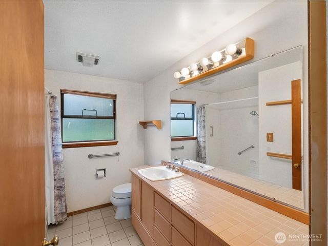 15415 73rd Avenue SE, Snohomish, WA 98296