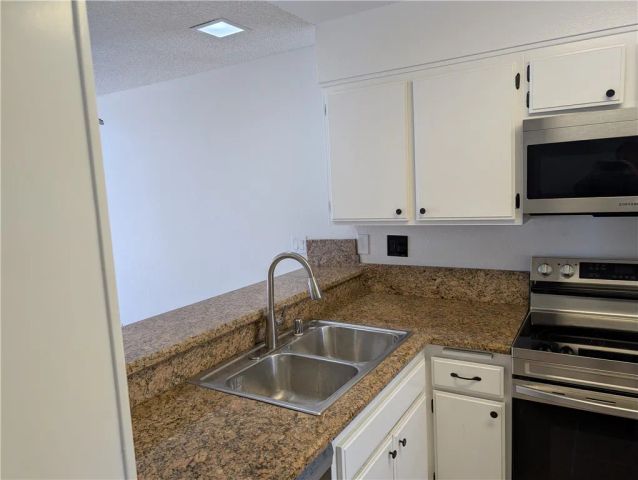 25447 Pine Creek, Wilmington, CA 90744