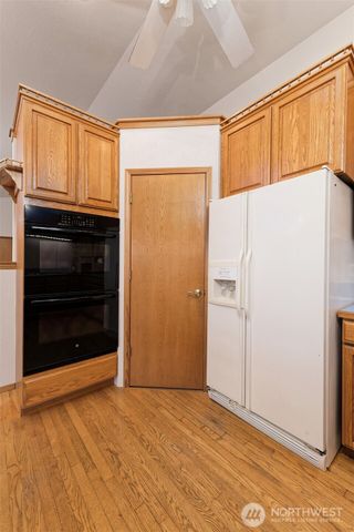 220 SE Sells Drive, Shelton, WA 98584