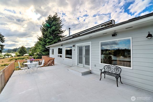 220 SE Sells Drive, Shelton, WA 98584