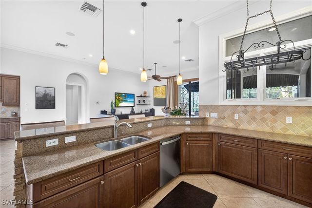 16838 CABREO DR, Naples, FL 34110