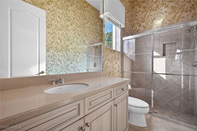 16838 CABREO DR, Naples, FL 34110