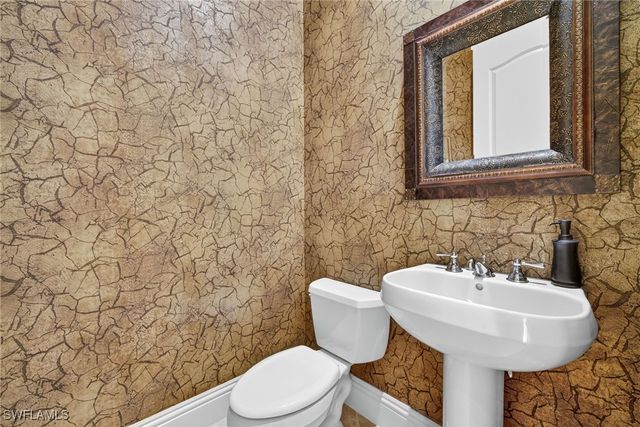 16838 CABREO DR, Naples, FL 34110