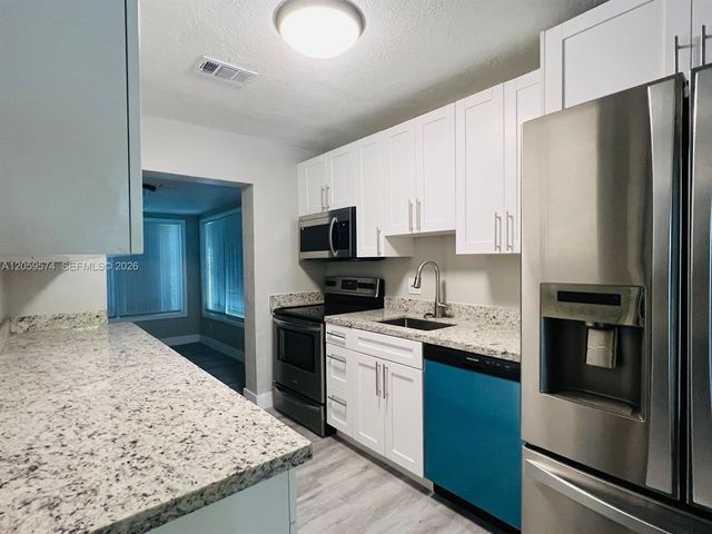 2616 NE 12th Ter, Pompano Beach, FL 33064
