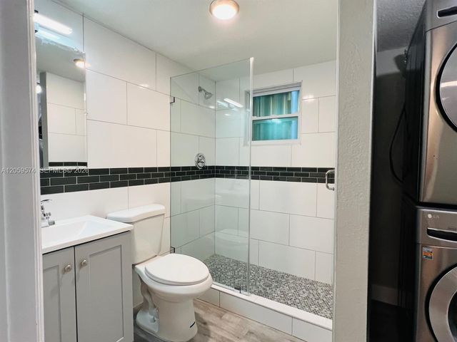 2616 NE 12th Ter, Pompano Beach, FL 33064