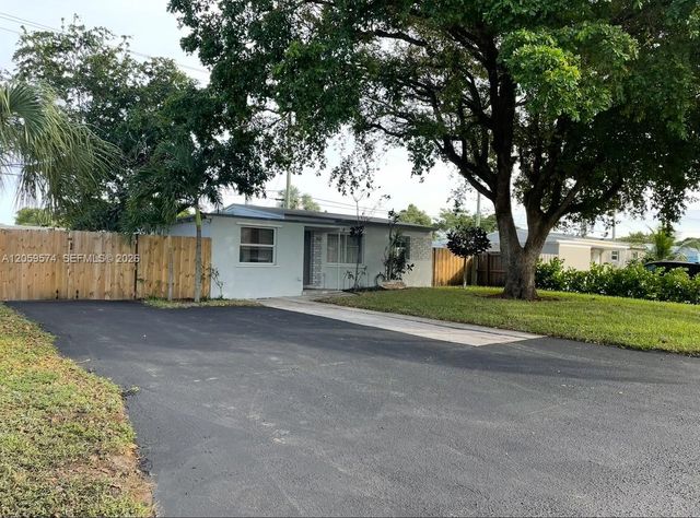 2616 NE 12th Ter, Pompano Beach, FL 33064