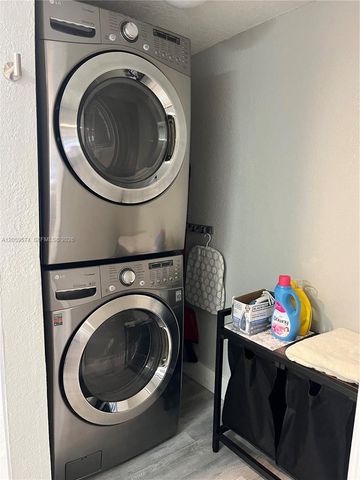 2616 NE 12th Ter, Pompano Beach, FL 33064