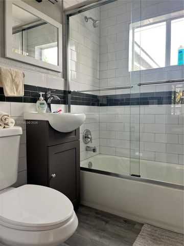 2616 NE 12th Ter, Pompano Beach, FL 33064