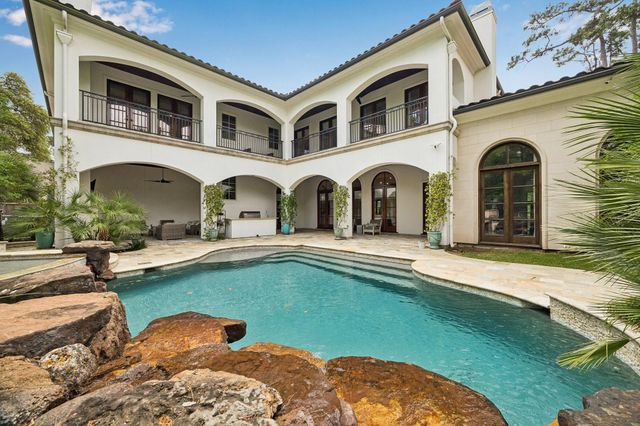310 Tynebridge Lane, Houston, TX 77024