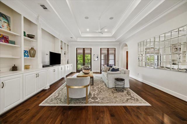310 Tynebridge Lane, Houston, TX 77024