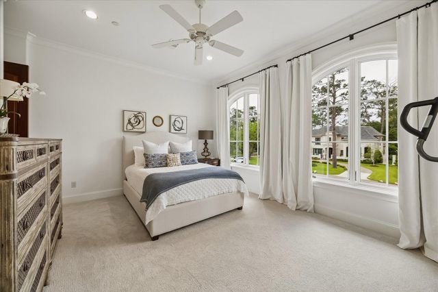 310 Tynebridge Lane, Houston, TX 77024