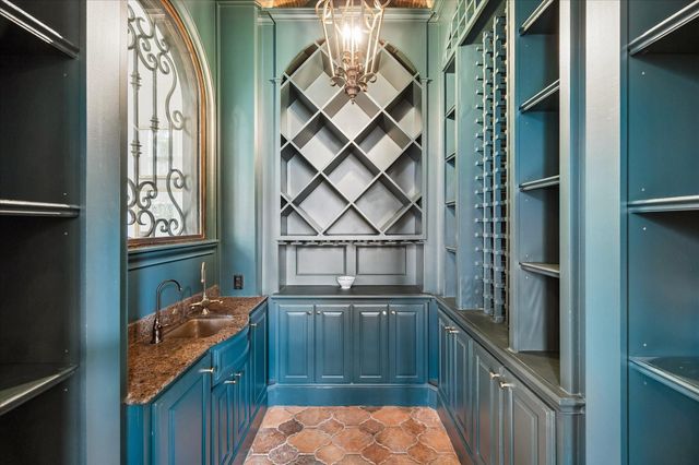 310 Tynebridge Lane, Houston, TX 77024