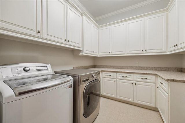 310 Tynebridge Lane, Houston, TX 77024