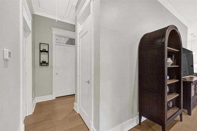 806 English Street, Houston, TX 77009