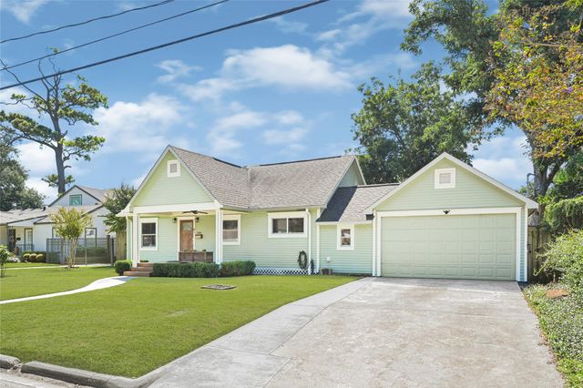 806 English Street, Houston, TX 77009