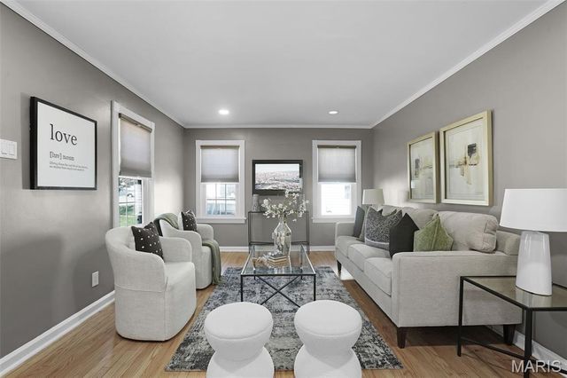 2712 Manderly Drive, Brentwood, MO 63144