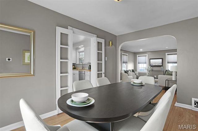 2712 Manderly Drive, Brentwood, MO 63144