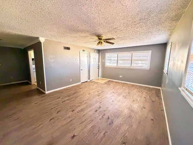 2805 53rd Street, Lubbock, TX 79413