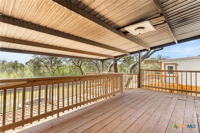 222 Buckhorn Drive, Canyon Lake, TX 78133