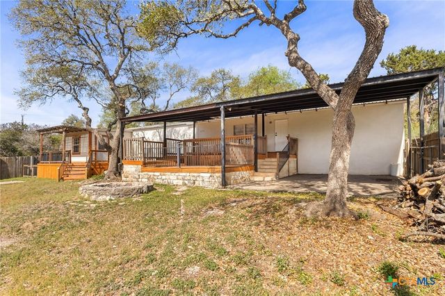 222 Buckhorn Drive, Canyon Lake, TX 78133