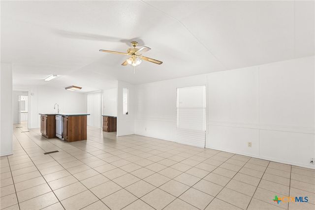 222 Buckhorn Drive, Canyon Lake, TX 78133