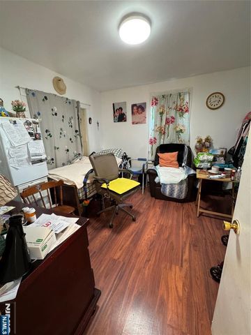 280 Lincoln Street, East Orange, NJ 07017