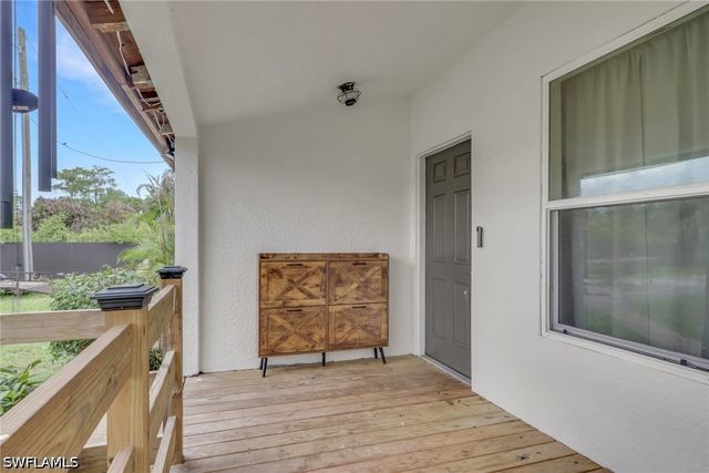 341 Golden Gate BLVD E, Naples, FL 34120