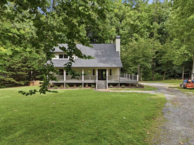 124 W Mountain Meadows, Hayesville, NC 28904