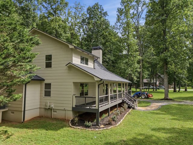 124 W Mountain Meadows, Hayesville, NC 28904