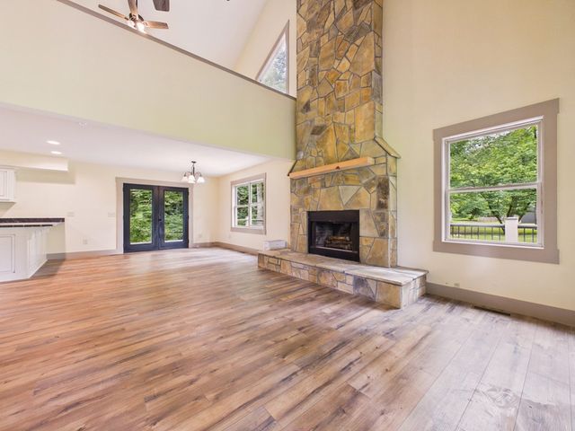 124 W Mountain Meadows, Hayesville, NC 28904