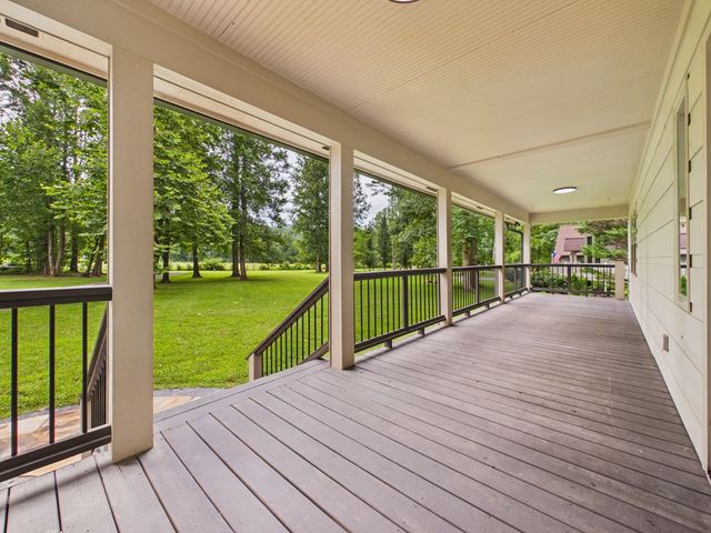 124 W Mountain Meadows, Hayesville, NC 28904
