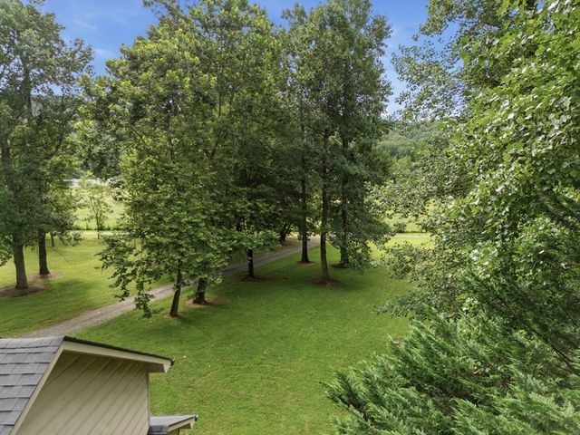 124 W Mountain Meadows, Hayesville, NC 28904