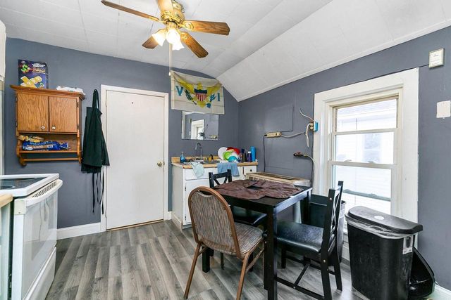 428 W 10TH STREET, Kaukauna, WI 54130