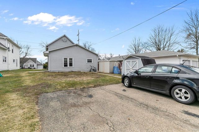 428 W 10TH STREET, Kaukauna, WI 54130