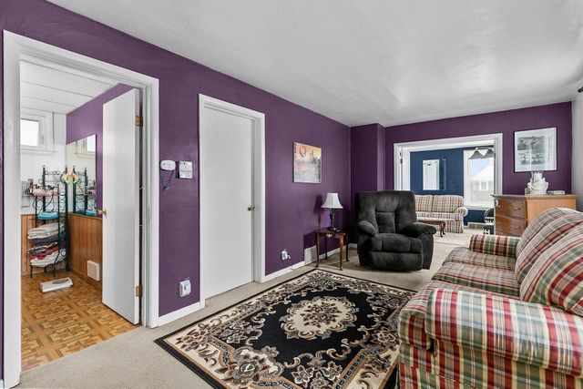 428 W 10TH STREET, Kaukauna, WI 54130