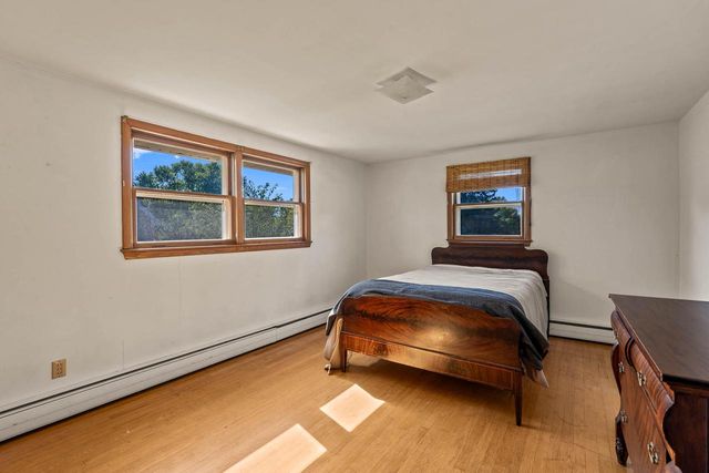 631 E Wilson STREET, Oconomowoc, WI 53066