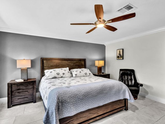 5360 Volunteer Rd, Southwest Ranches, FL 33330