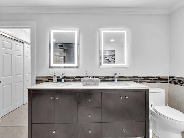 5360 Volunteer Rd, Southwest Ranches, FL 33330