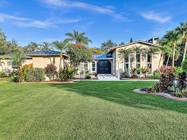 5360 Volunteer Rd, Southwest Ranches, FL 33330