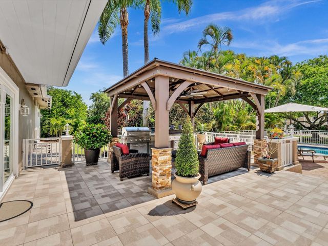 5360 Volunteer Rd, Southwest Ranches, FL 33330