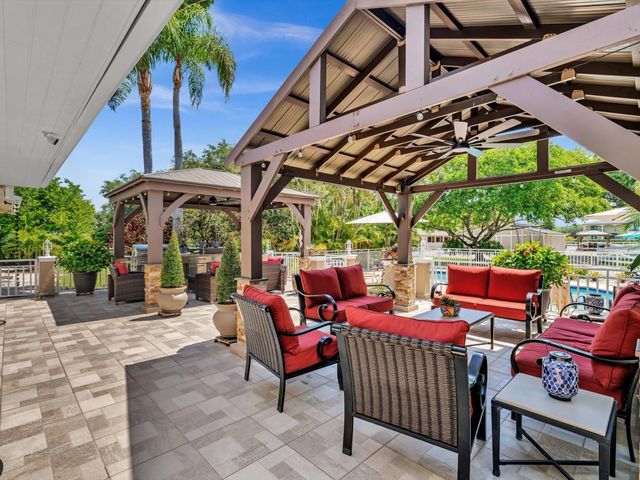 5360 Volunteer Rd, Southwest Ranches, FL 33330