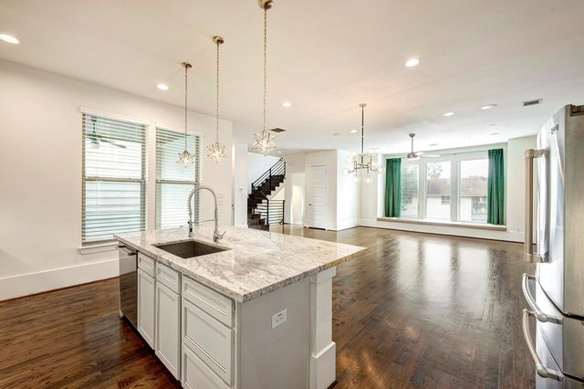 2717 Mason Street, Houston, TX 77006