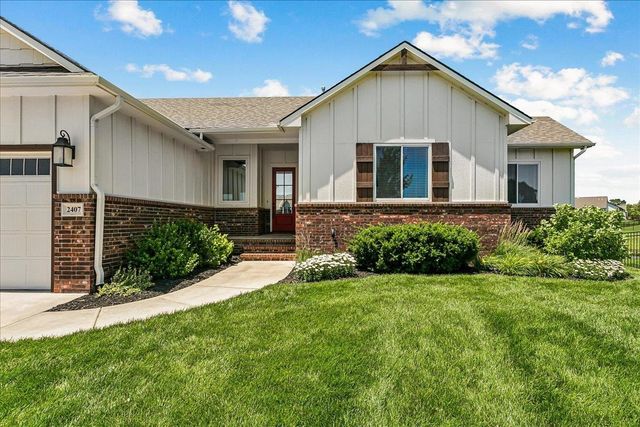 2407 N Lakeside Cir., Andover, KS 67002