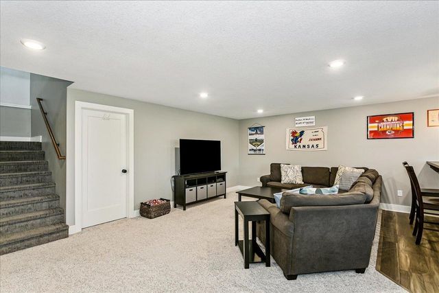 2407 N Lakeside Cir., Andover, KS 67002