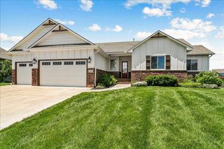 2407 N Lakeside Cir., Andover, KS 67002