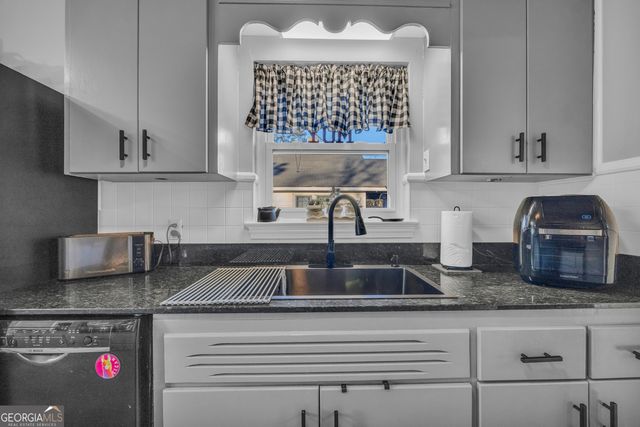 136 Springdale Road, Elberton, GA 30635