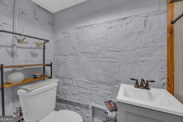 136 Springdale Road, Elberton, GA 30635