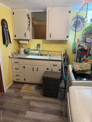 19 Hallock Court, Miller Place, NY 11764